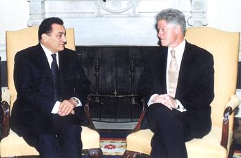 mubarak2.jpg (14330 bytes)